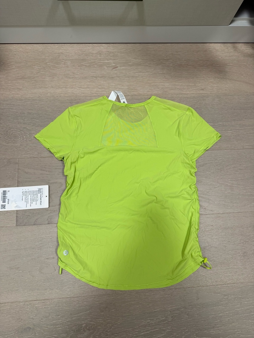 lululemon athletica Short Sleeve Active Tee - Neon Lime - Picture 4 of 4